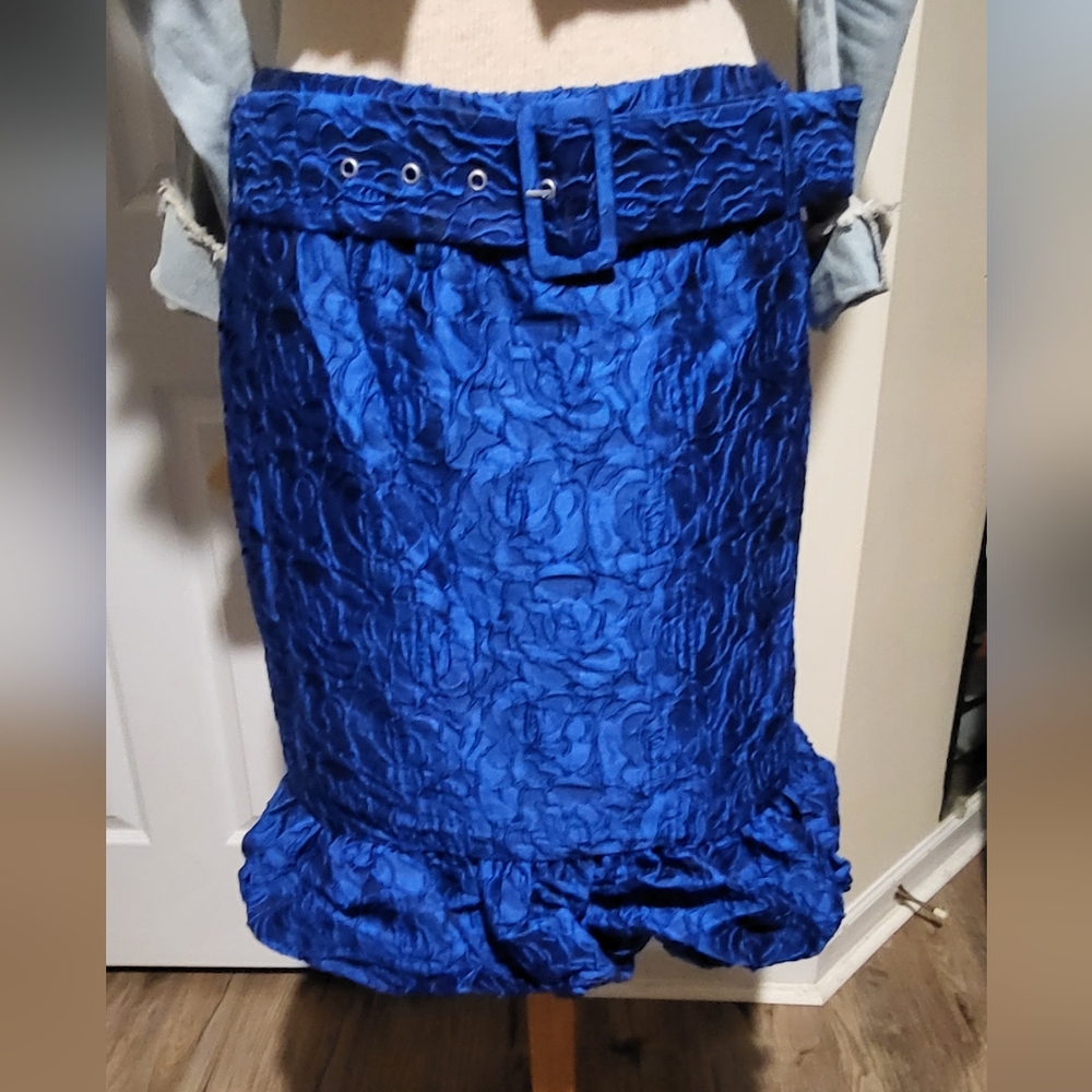 ⚡️Fun and Flirty Blue Textured Tapestry Skirt with Ruffle Hem